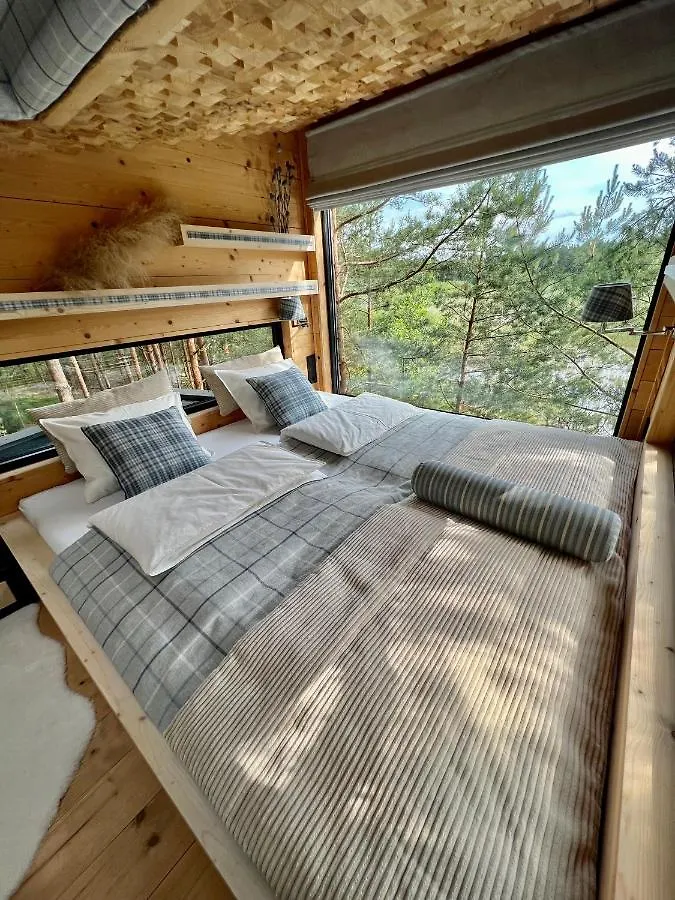 Bed & Breakfast My Tree Home Warszawa, Macierowe Bagno